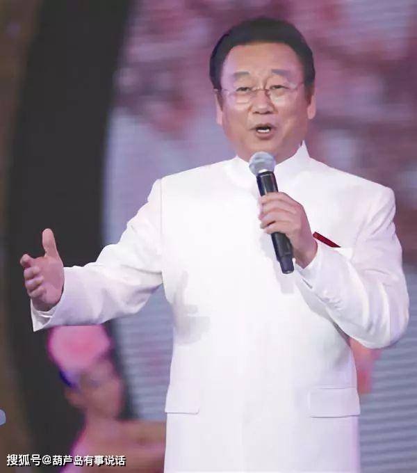 蒋大为妻子张佩君,近照罕见曝光,夫人气场强大怒怼粉丝