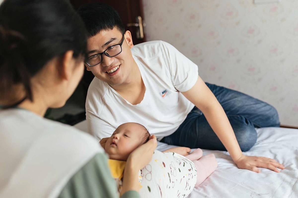 孩子|儿科医生：可能不是因为怕热，正确护理很重要孩子爱踢被子
