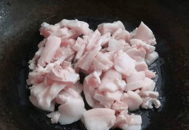 猪油怎么熬制才会更香 7b63015907cc4f04a3ed86f424abc91f.png