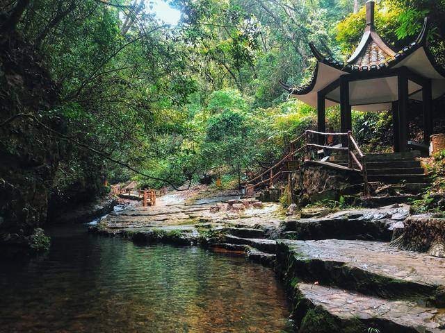 8,横县九龙瀑布群