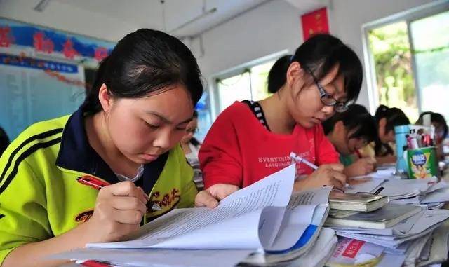 2020年高考复读生超100万，引起家长不满，多省出台限制措施！