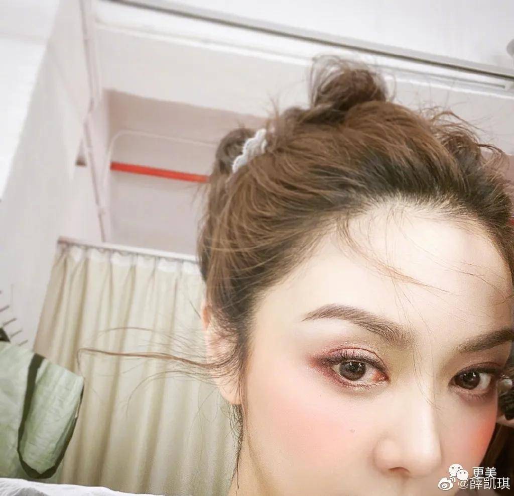 郭碧婷怀孕6个月,却还是单身?她的豪门媳妇脸可复制吗?