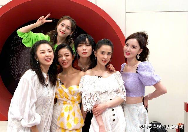 伊能静发文向赵兆道歉,最该向丁当道歉的刘芸