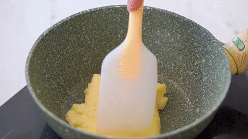 油加淀粉怎么变清 1aa502548050499fb827bf8249465641.png