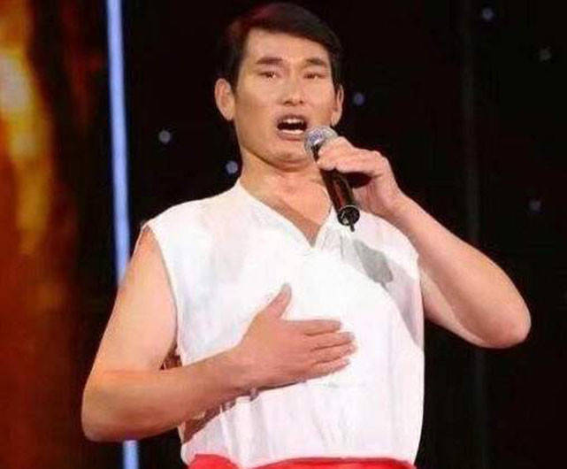 大衣哥哭的图片 cbfd0e3daa6047b5850400ad304db87c.jpeg