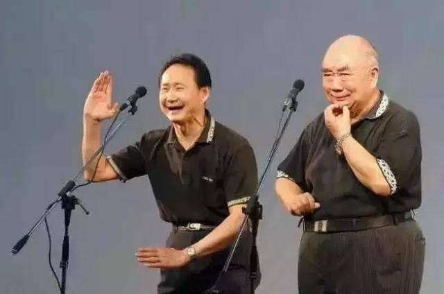 滑稽戏老一辈演员童双春跟李青属于上海人民的好cp