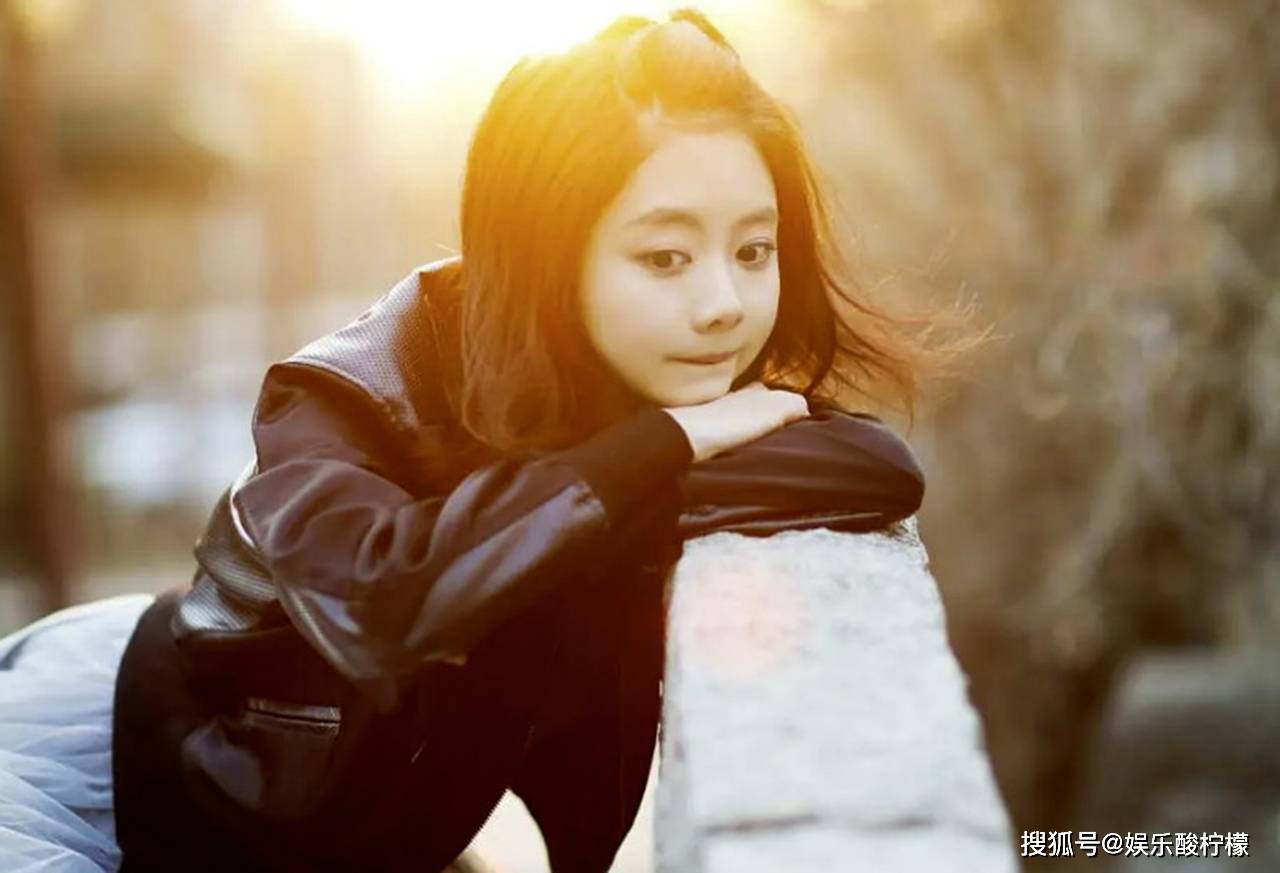 如何成为优雅的女士 beeb8c7eee0f490a9a65e67846c5b501.jpeg