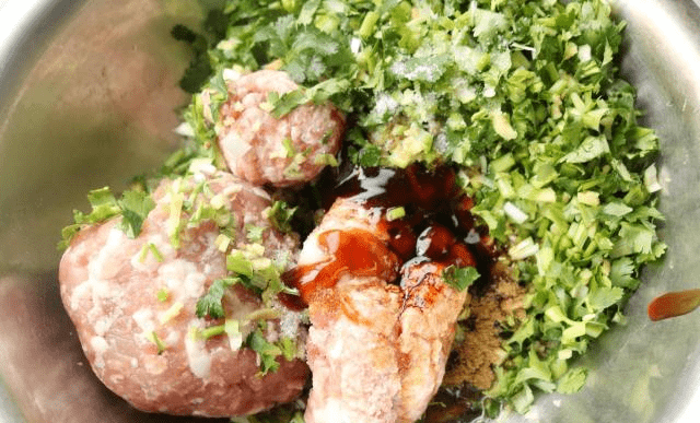 肉馅怎么剁好吃 18190c2bba75499dbeb00597d29665f4.png