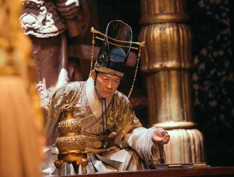 原创震惊帝国的三大案：太子遇刺，两党缠斗，一个月换了3个皇帝