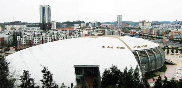 2020年齐齐哈尔gdp_齐齐哈尔火车站图片(2)