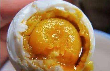 怎么腌咸鸡蛋又好吃又放的时间长 c84ae935c3f64e5391b5ae4edc7cbe39.jpeg