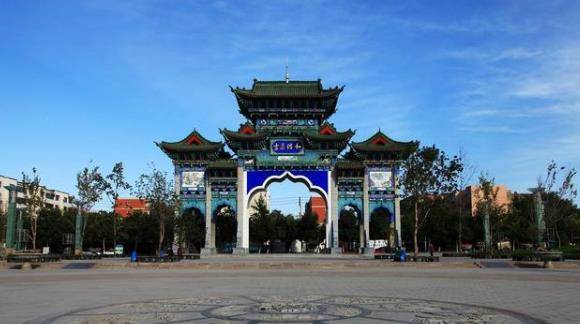 新疆城市经济排名_新疆地级城市2019年GDP排名乌鲁木齐居自治区首位全