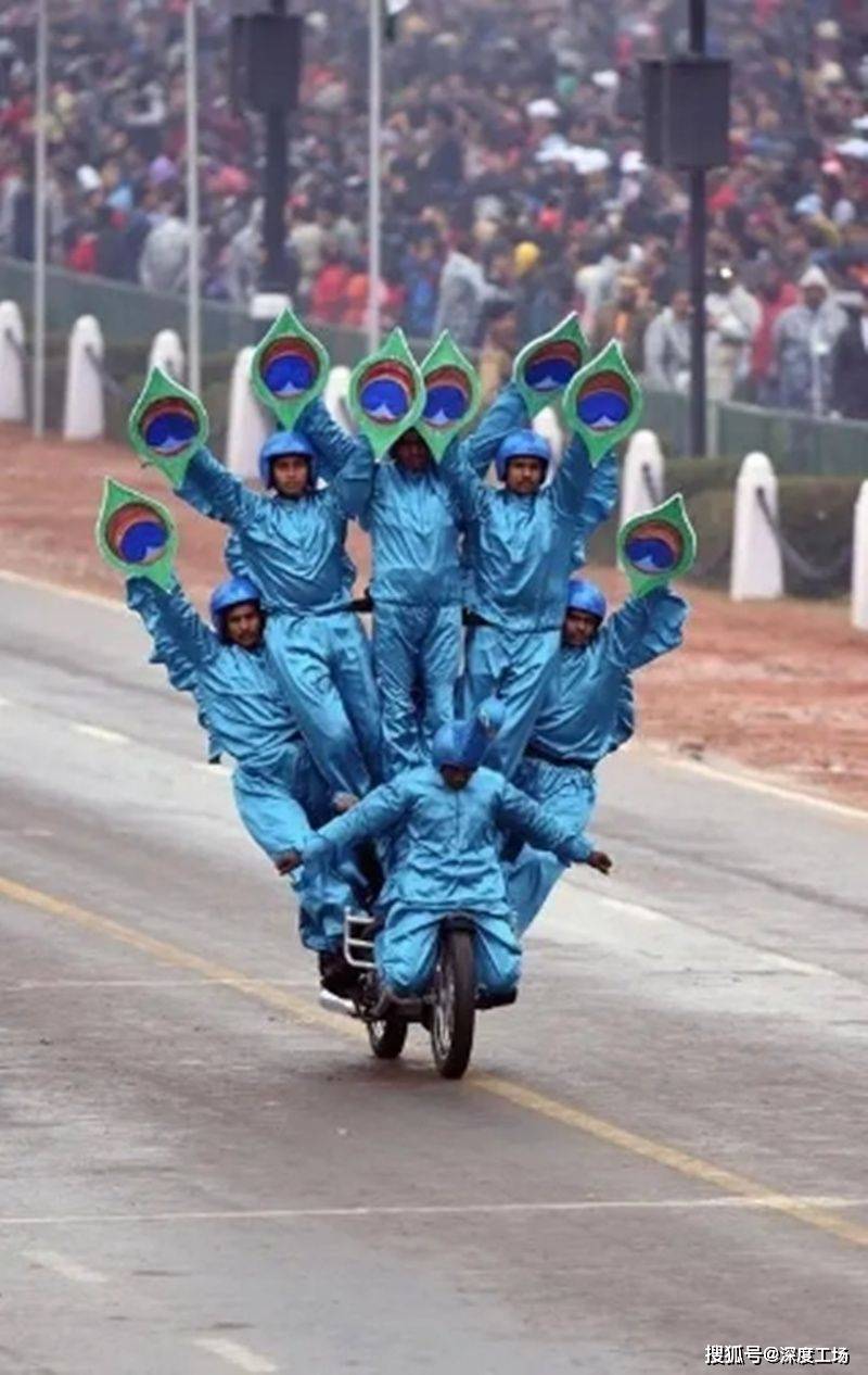 纳米体育印军摩托车部队抵达拉达克大马力山地摩托车：6万一辆灵活快速(图5)