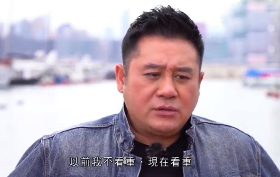 原创tvb绿叶麦长青:做艺人每月三四千 想着成大明星就不止这个数 哪知