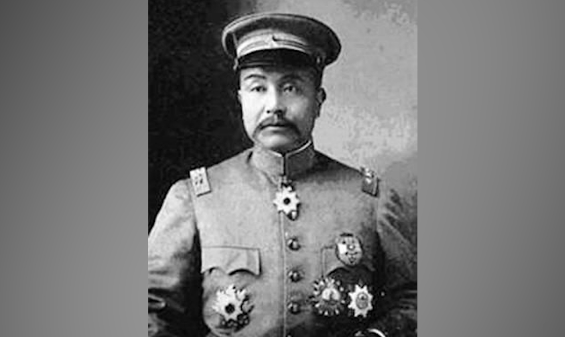 1924年,张作霖手下一位大将去世,张作霖抱着尸体痛哭了半小时