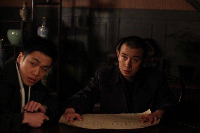 因《雪豹》被观众熟知,演抗日神剧走红的男演员,转型成雅痞青年