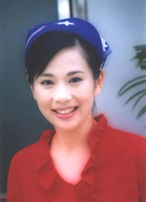 《浪姐》里49岁的陈松伶:与家人决裂20年,患抑郁症.