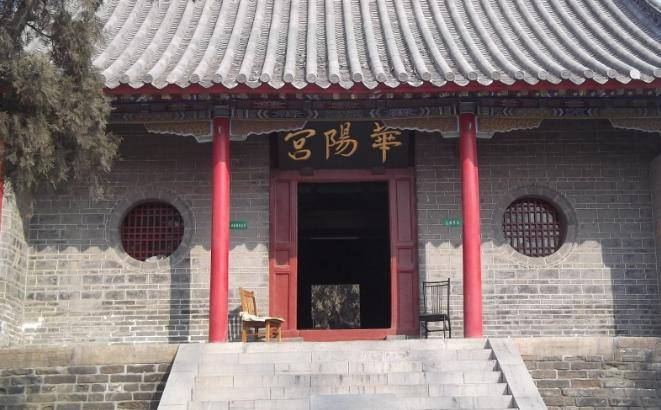 原创山东这座宫殿,历史悠久殿宇众多,有"济南巨观"美称