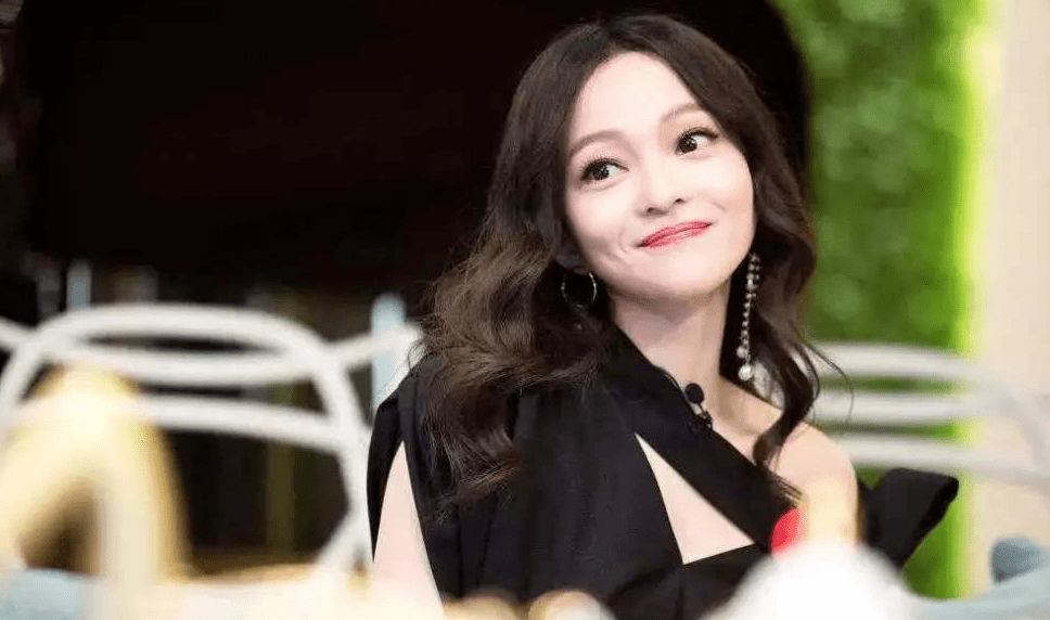 八卦爆料|原创面对被起诉，张韶涵这回硬了！