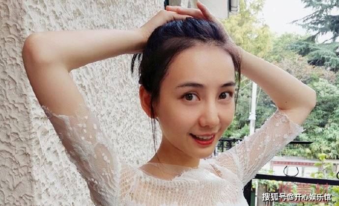 原创戴向宇的第一位老婆是谁与陆怡璇十年婚姻是假