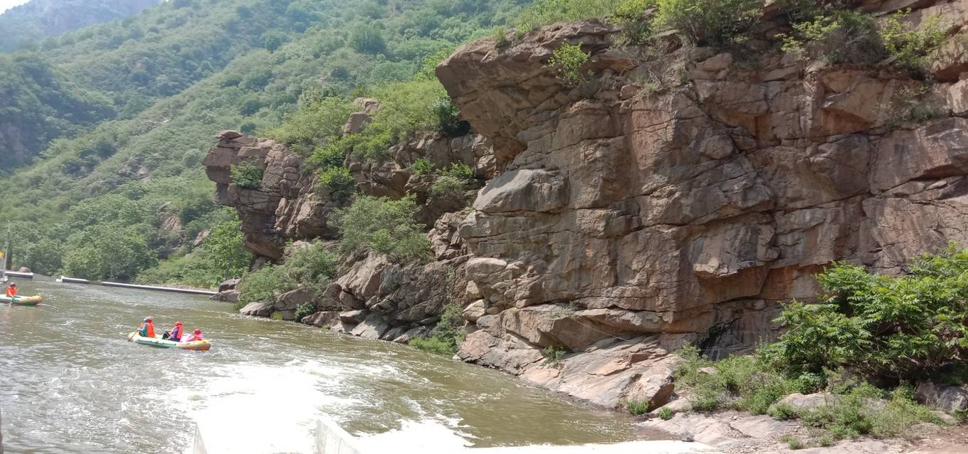 地址: 赤峰宁城黑里河国家级自然保护区