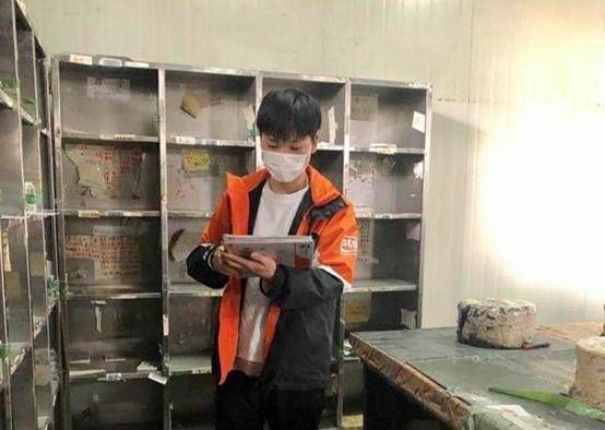 95后小哥靠送快递成"高层次人才,获杭州百万房补_李庆恒