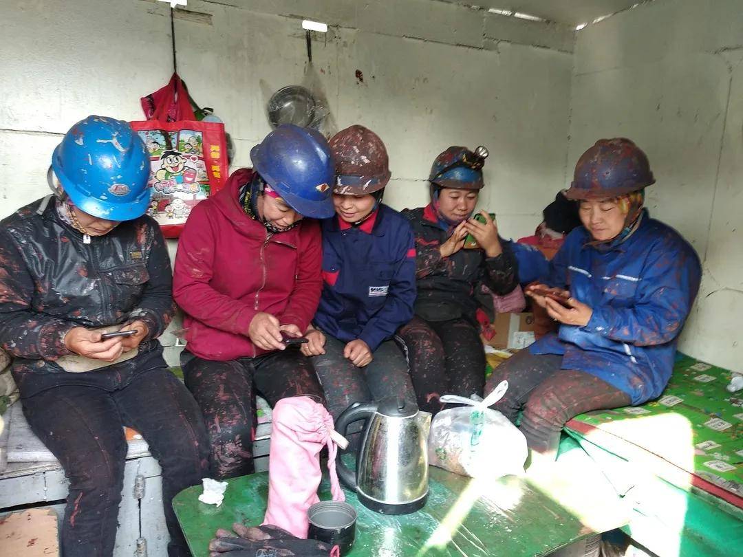 美图|“中航盈富杯”中国证券界精准扶贫摄影大展作品欣赏（二）