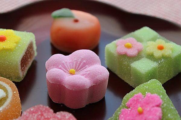 那么日本就是亚洲甜点流行的风向标:日式甜品既包含了西方国家的甜点
