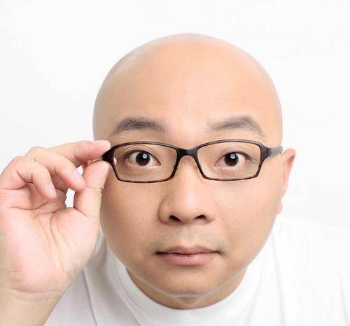 主持人王凯