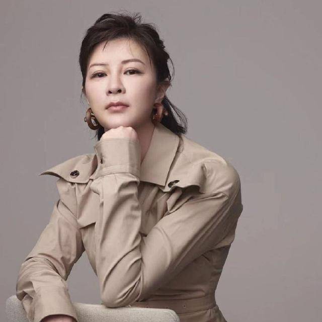 蔡徐坤|杜华烫嘴普通话成笑料，王鹤棣蔡徐坤林更新也因口音被质疑