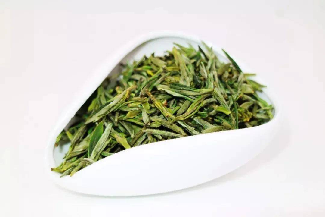 茶叶|怎样判断茶叶过没过期？过期茶有何妙用？