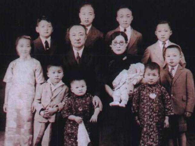 李烈钧设计谋杀同窗挚友，娶其美貌遗孀，并留下“五子从戎”美名