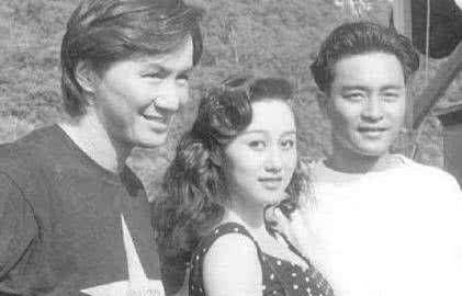 罕见老照片:看了杨幂和周杰伦的合影,终于明白杨幂到底整没整容