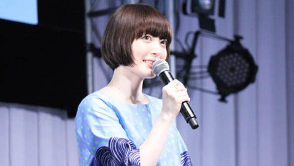 声优|原创花泽香菜宣布结婚，男方小野贤章同为声优，恋爱三年终成正果