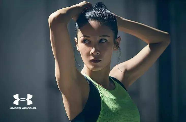 受伤|张蓝心拍戏头部受伤，头裹纱布满身血迹，为赶进度拒绝缝针