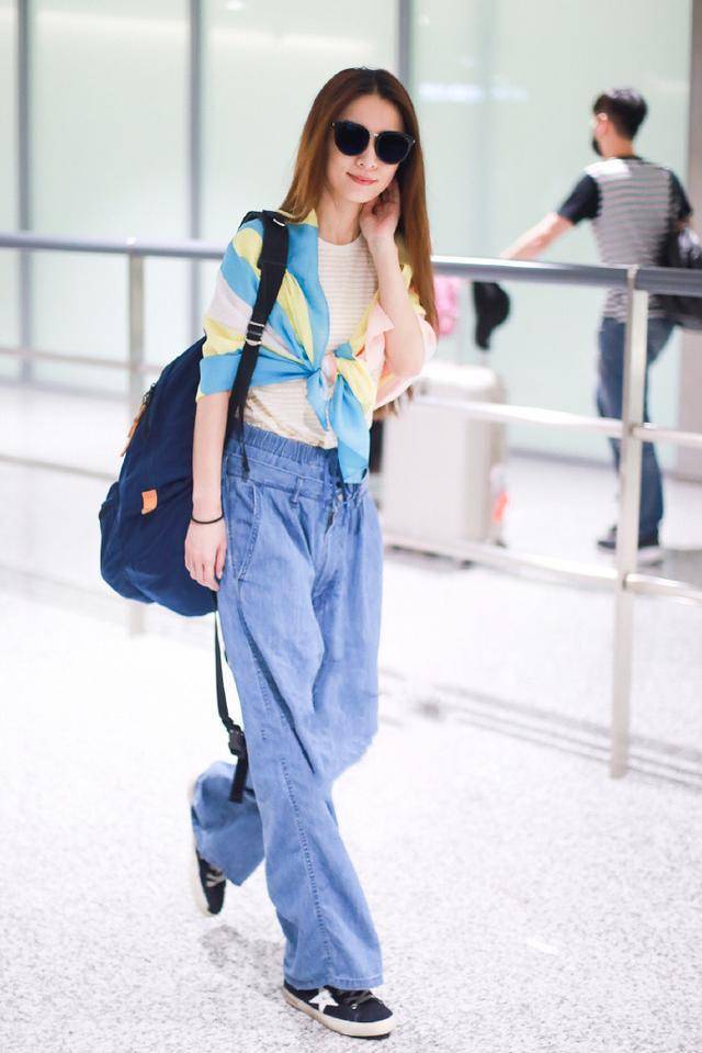 hebe|37岁Hebe疏于保养,现身活动脸色蜡黄苹果肌下垂,女神也变路人