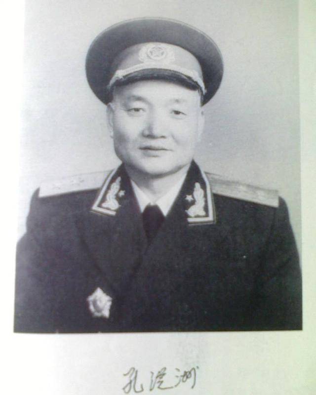 原创他是抗日名将,起义前是中将,后成开国中将