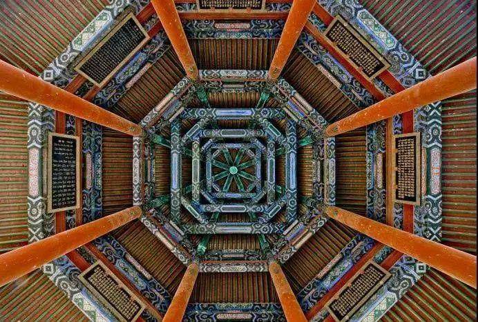 原创中国古建筑,连天花板都美到窒息