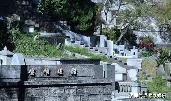 赌王遗体放入独立冷藏房：墓地暂时不会动工，