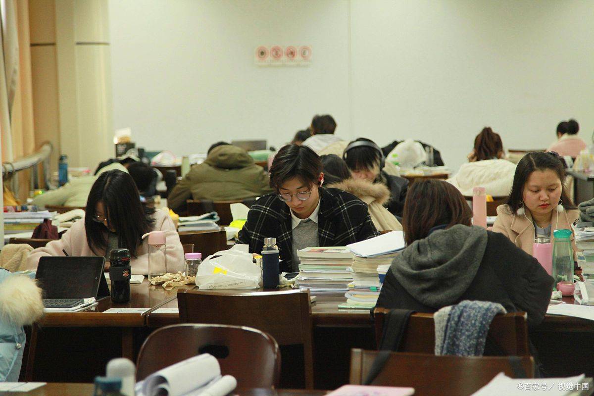 全国最好的高中有哪几所 c22607c92e2f4bd08840377ba068b2bb.jpeg