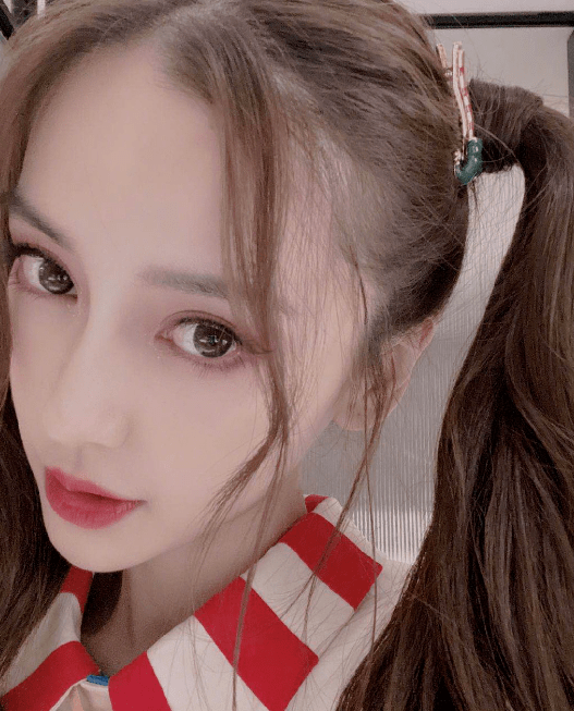 原创baby为儿子与事业粉翻脸后，表态他就像男朋友，被黏着就不爱出来