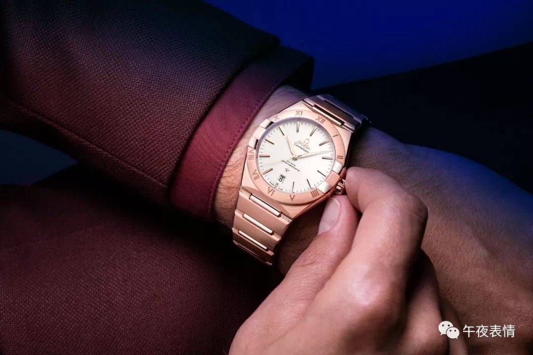 欧米茄|午夜表情 | 欧米茄第五代星座系列男士腕表