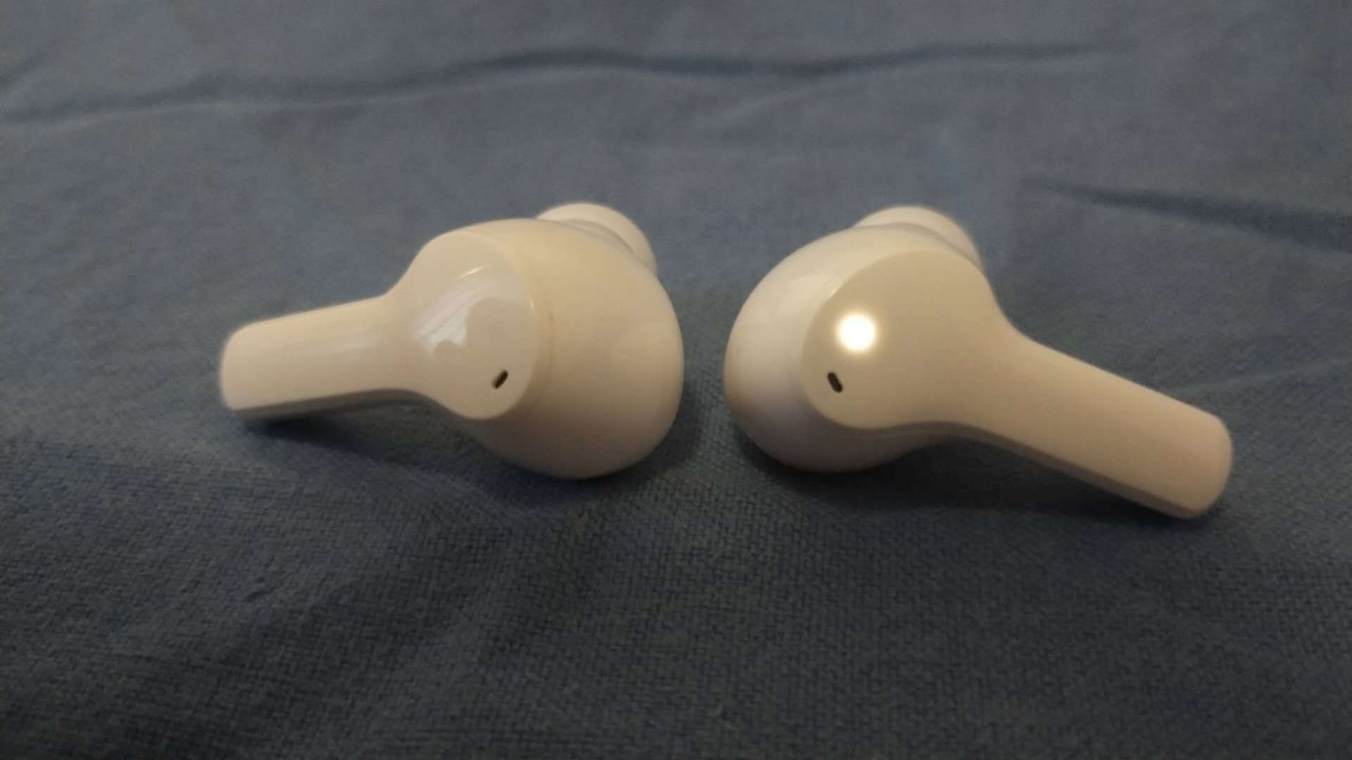 荣耀亲选生态专供EarbudsX1真无线蓝牙耳机开箱测评