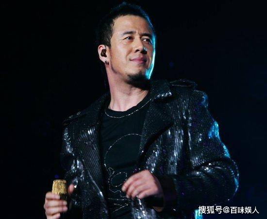 杨坤:落魄时吃软饭,为何48岁仍单身?