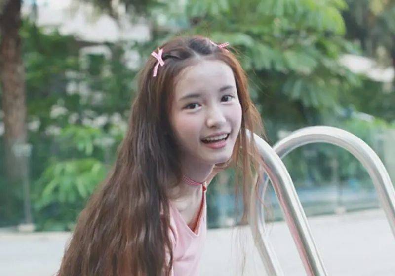 肚子|原创一个月内两次分手，还被爆双双出轨，林小宅的瓜还真复杂！