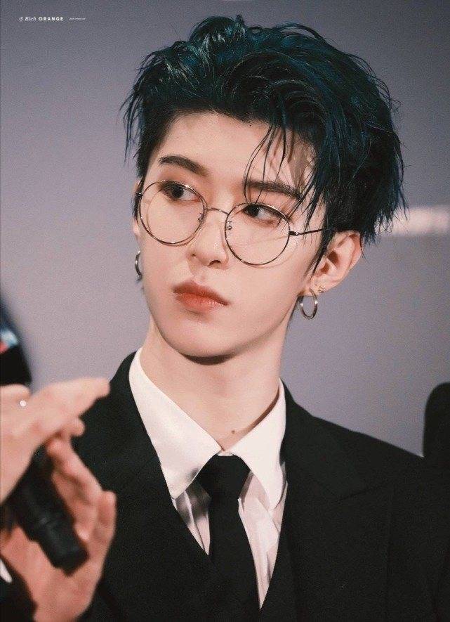 明星|原创私生粉的一些行为真的很过分,范丞丞应该也是没忍住才回怼的