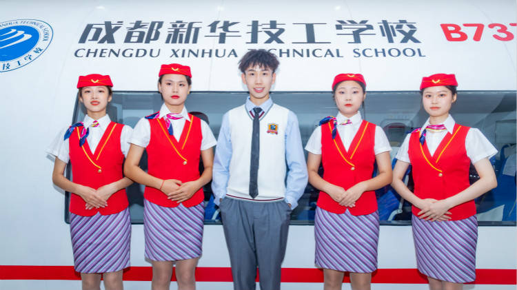 我国|航空服务与高级行政专业未来发展前景怎么样？