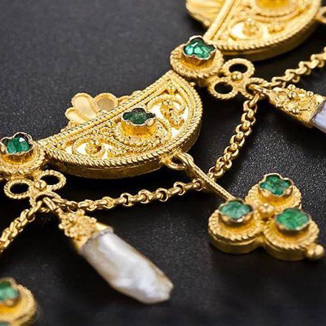 时代|一位女王对于珠宝的喜好，竟然主导了珠宝的发展史