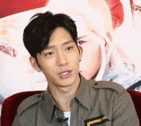 井柏然|明星红黑榜:婚后一年的林志玲,脸怎么肿成张萌了?