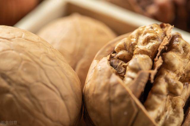 股东|三只松鼠解禁潮来袭,三股东最高套现56亿